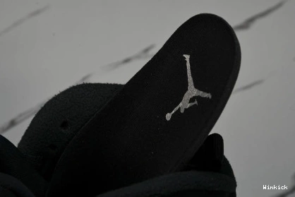 FD1334-001 Air Winterized Jordan “Gunsmoke” 8 0814